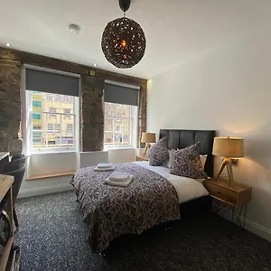 Apartment Royal Mile Romance By Heritage Of Scotland Llp, Edinburgh